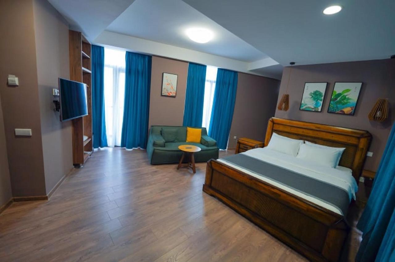 Hotel Linge Tbilisi Bagian luar foto
