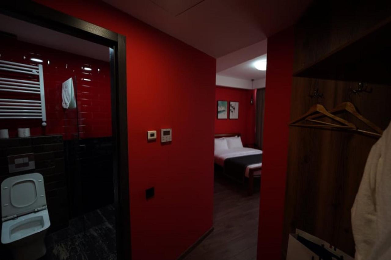 Hotel Linge Tbilisi Bagian luar foto