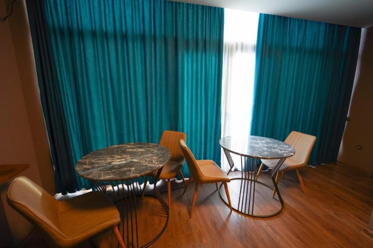 Hotel Linge Tbilisi Bagian luar foto
